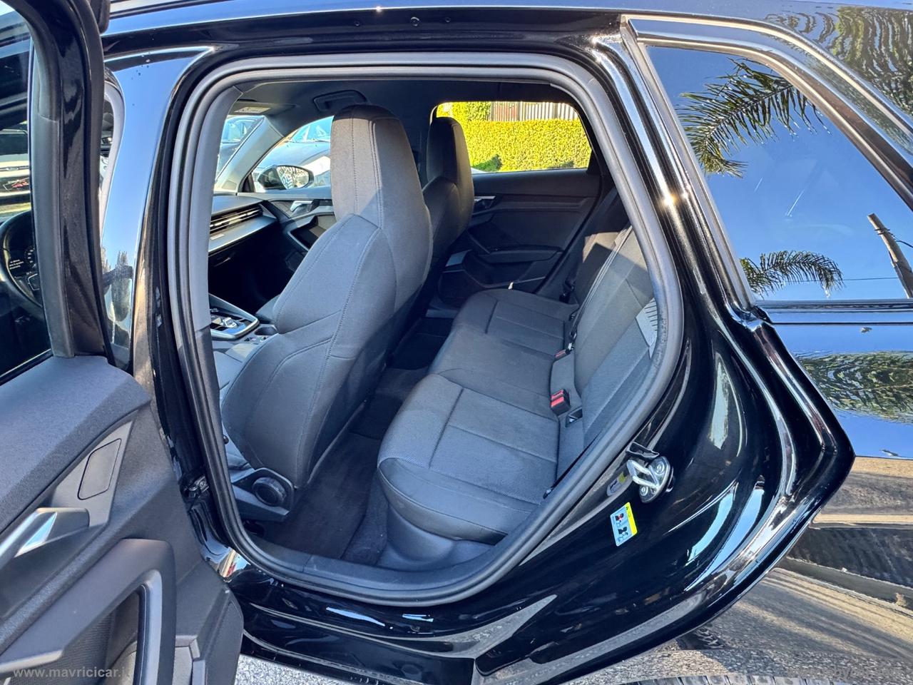 AUDI A3 SPB 35 TDI S tronic Business Advanced