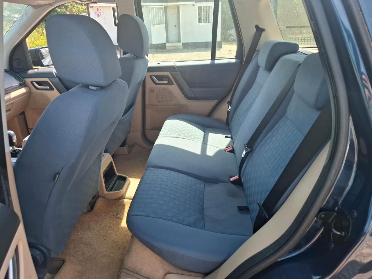 Land Rover Freelander 2.2 TD4 S 4x4 - 128.000km