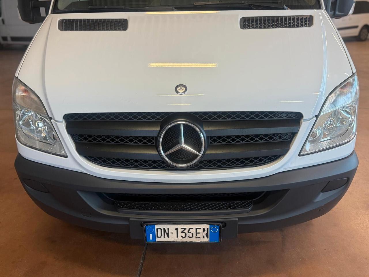 Mercedes-benz SPRINTER 311 CDI 7 POSTI