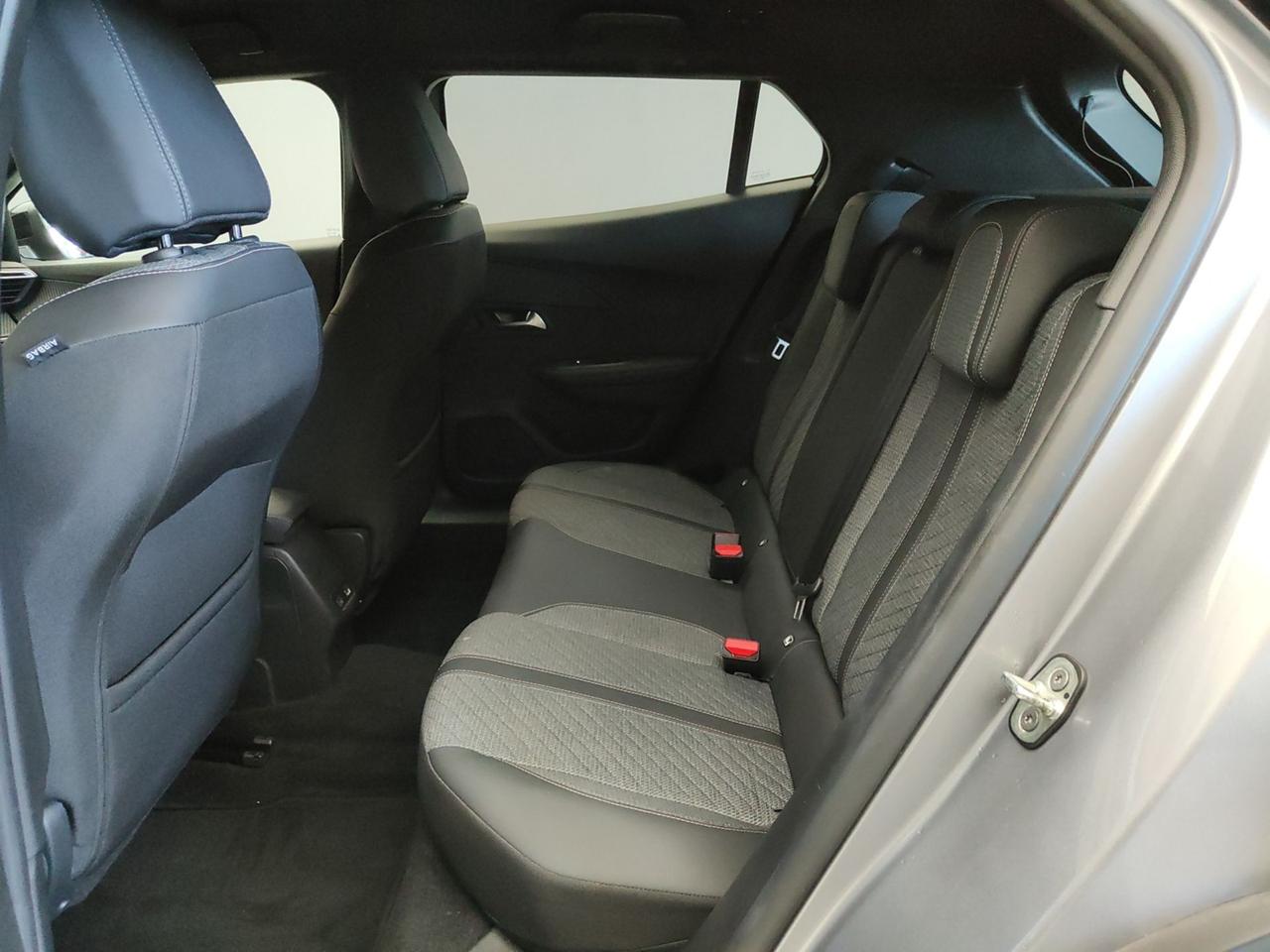 PEUGEOT 2008 II 2023 1.2 PURETECH 100CV ALLURE