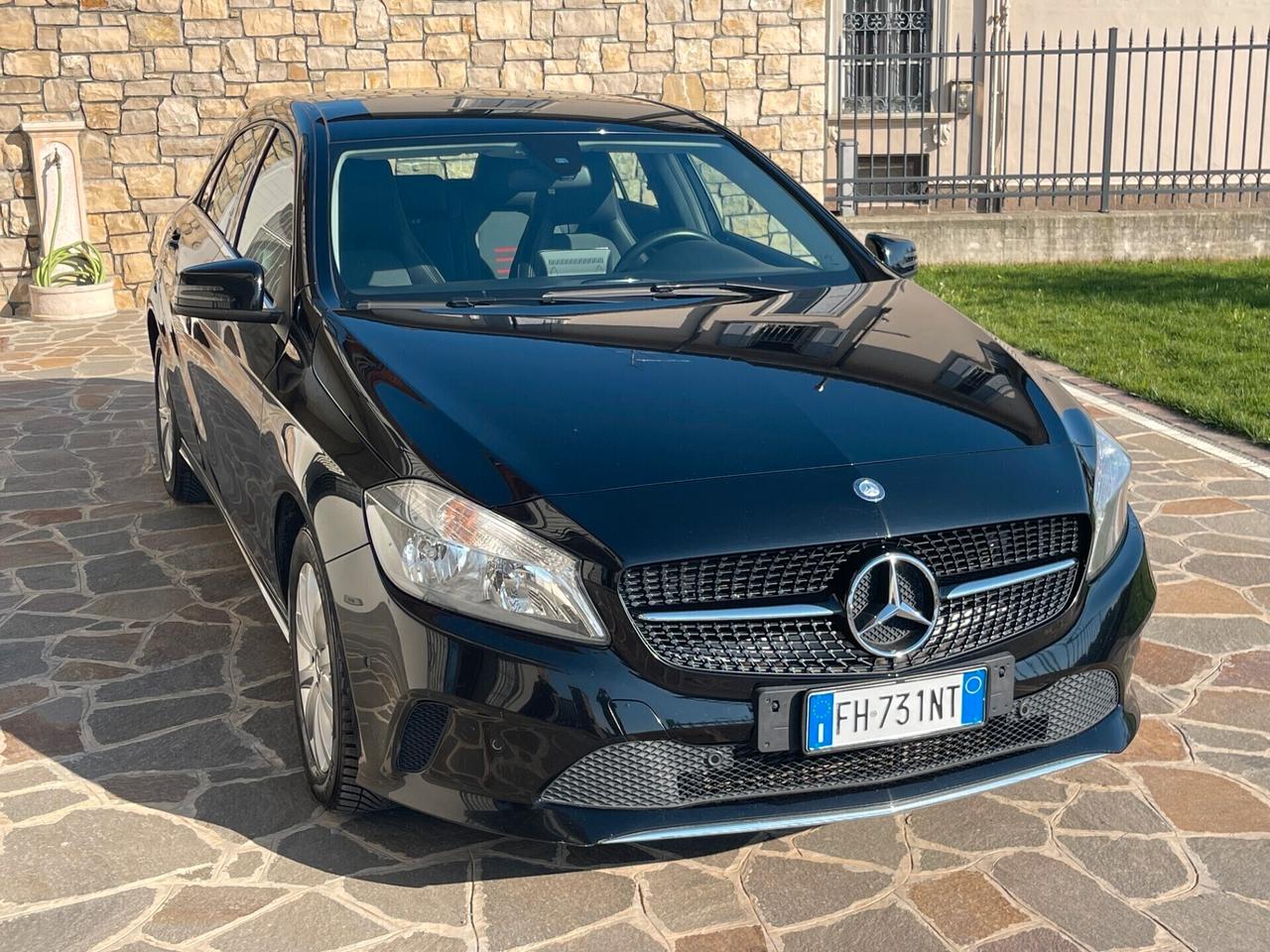 Mercedes-benz A 180d Automatic Style