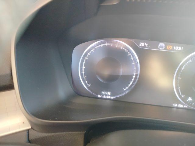 VOLVO XC40 D3 AWD Business Plus