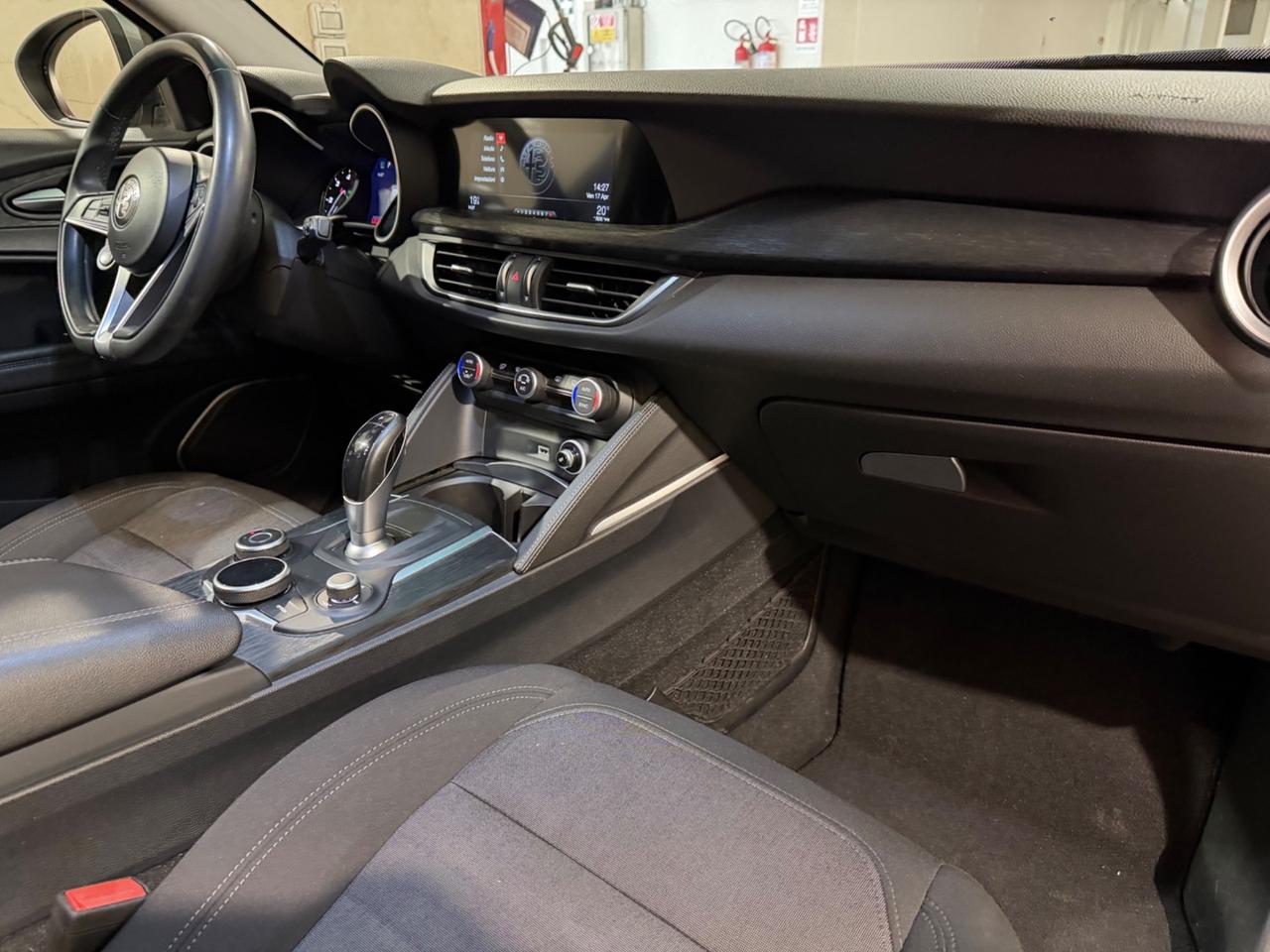 Alfa Romeo Stelvio 2.2 Turbodiesel 160 CV AT8 RWD Business