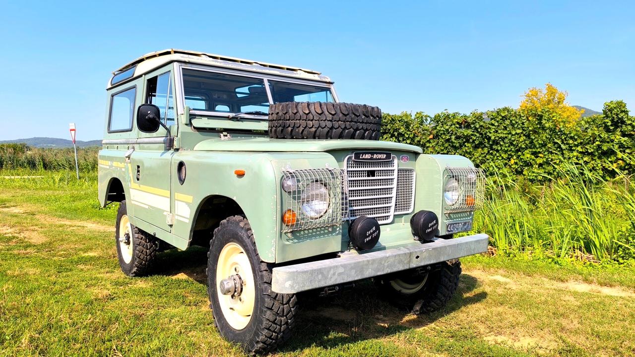 Land Rover Series 88" benzina