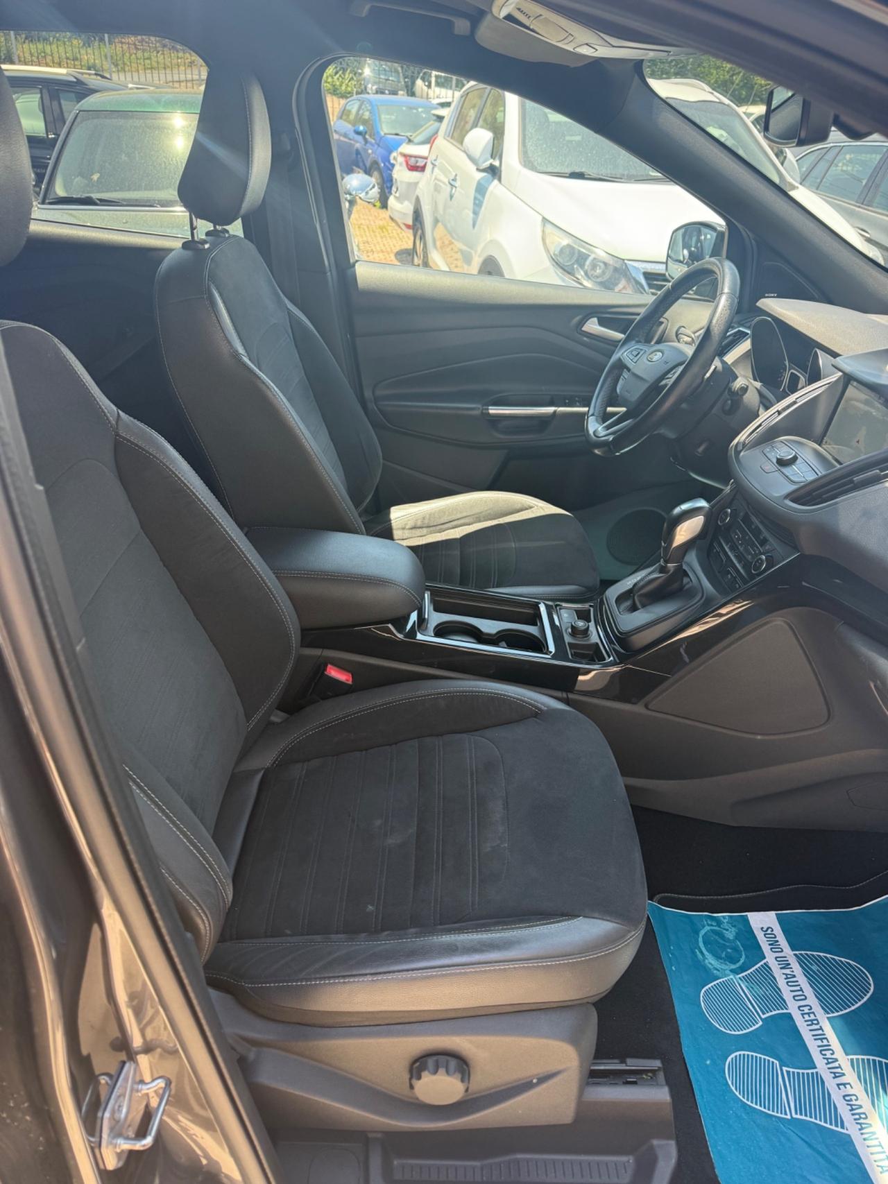 Ford Kuga 1.5 TDCI 120 CV S&S 2WD Powershift Titanium
