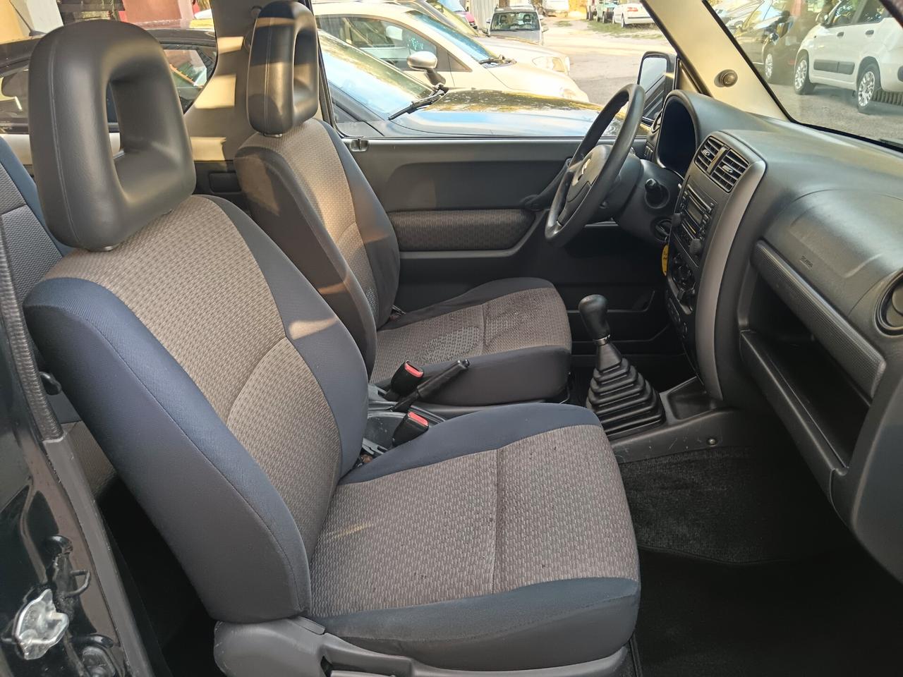 Suzuki Jimny 1.5 DDiS 86CV 4WD + GANCIO TRAINO