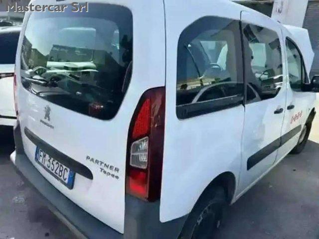 PEUGEOT Partner Tepee 1.6 BLUEHDI 75CV 5 posti N1 E6 - FM352BC