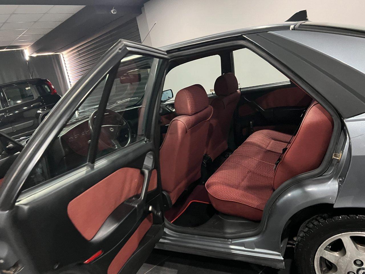 Lancia Delta 5 Porte Delta 1.6 (CONSERVATA)