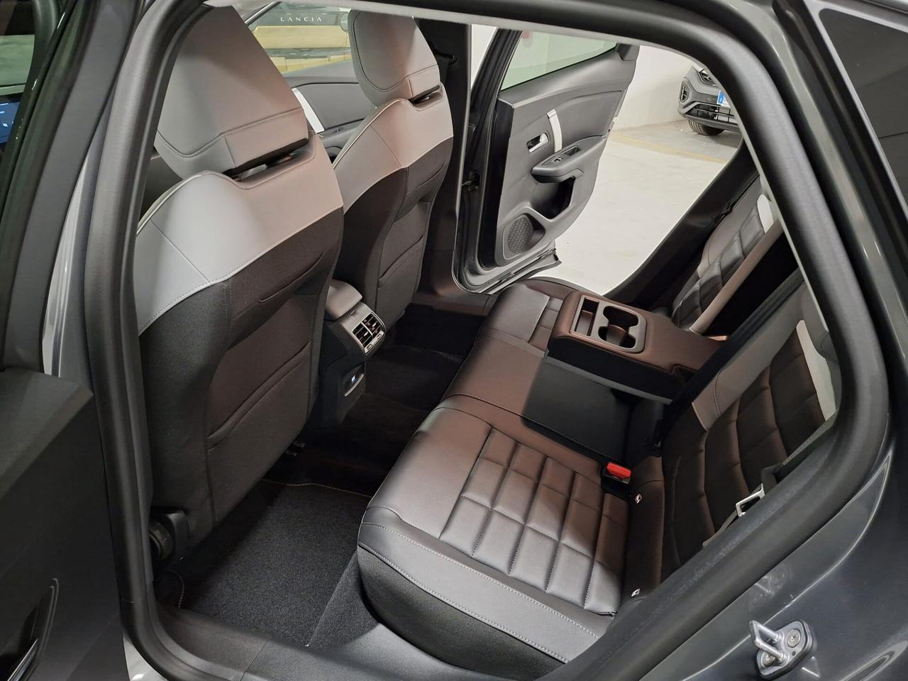 Citroen C4 X 1.2 PureTech 130CV Plus EAT8 Km. 0 MY'25