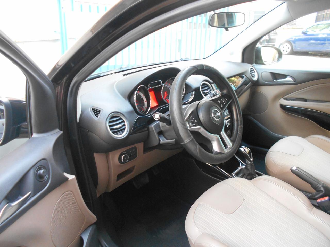 Opel Adam 1.4 87 CV Easytronic Slam