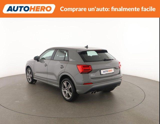 AUDI Q2 35 TDI quattro S tronic Identity Black