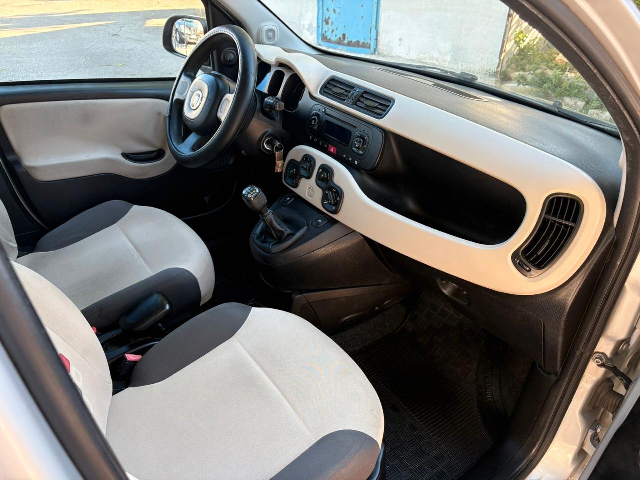 FIAT PANDA 1.3 MJT Lounge - 2013
