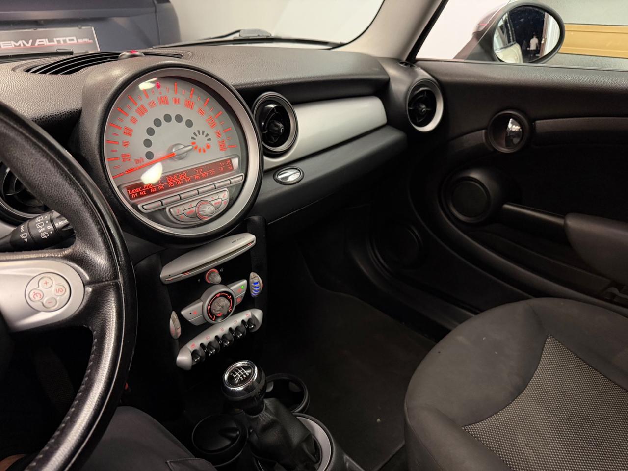 Mini 1.6 16V Cooper D Soho Clubman ok neopatentati