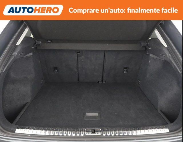 AUDI Q3 35 TDI Business Advanced