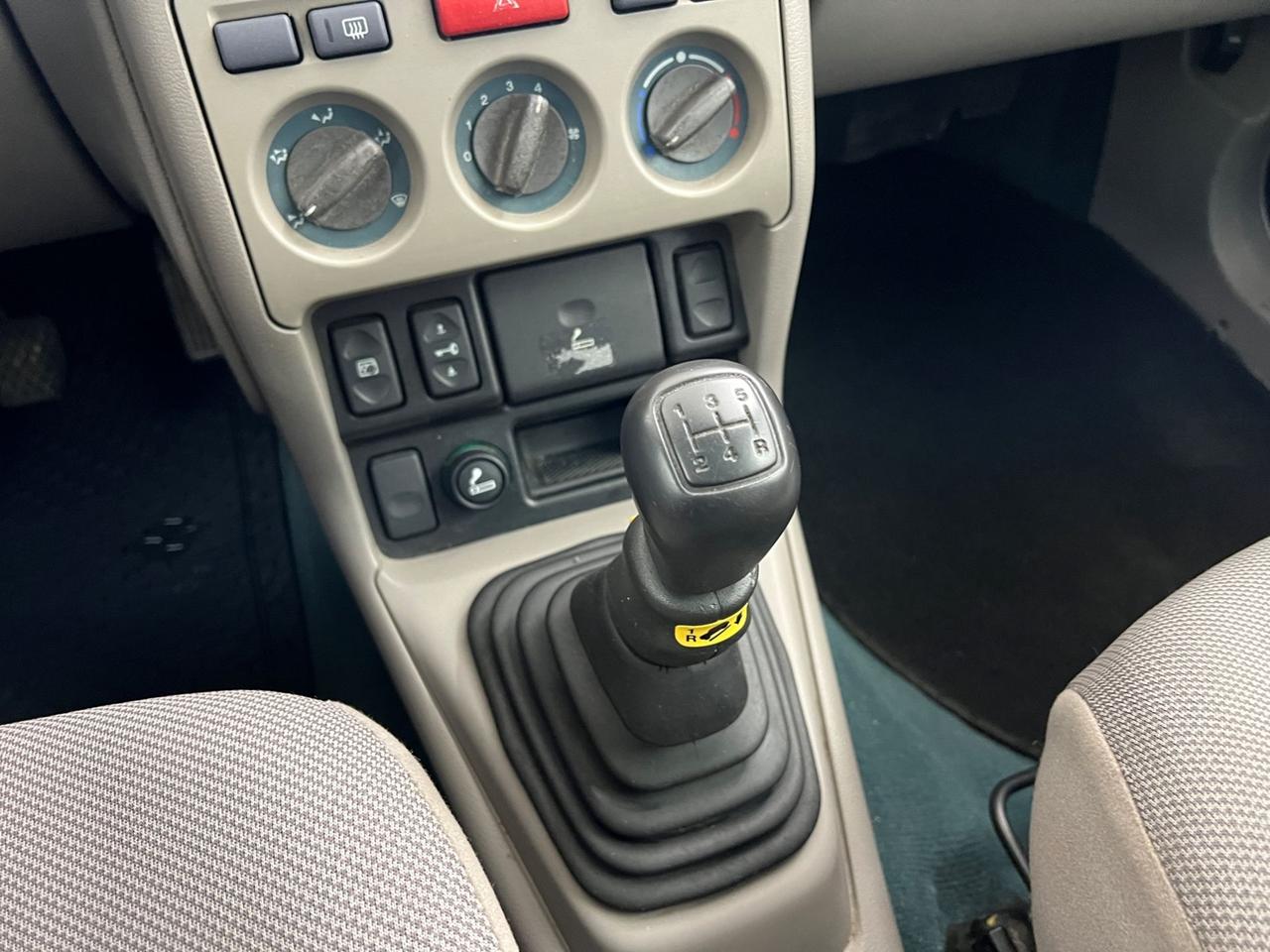 LAND ROVER Freelander I 1996 Freelander 2.0 td4 SW