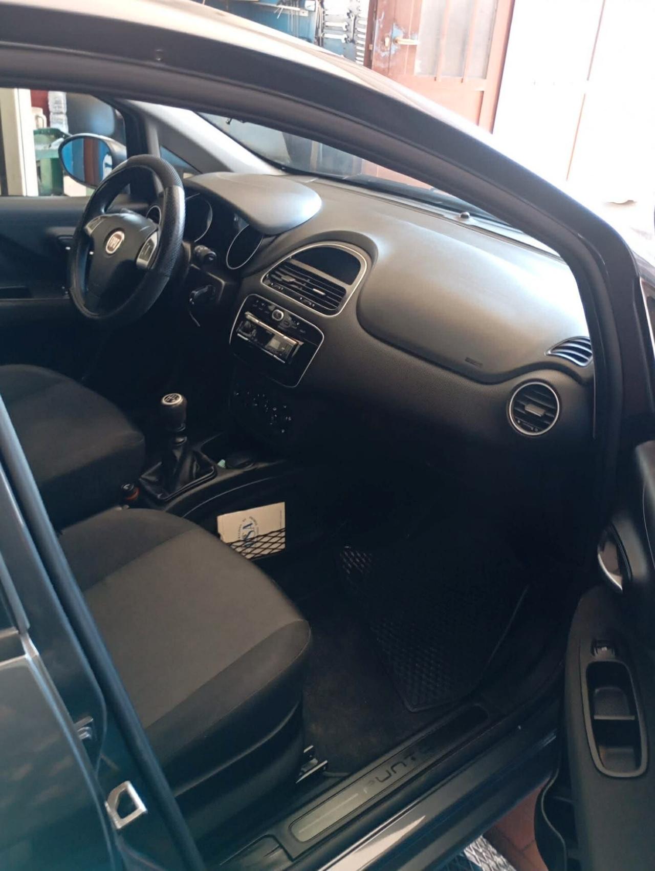 Fiat Punto 1.4 8V 5 porte Natural Power Street