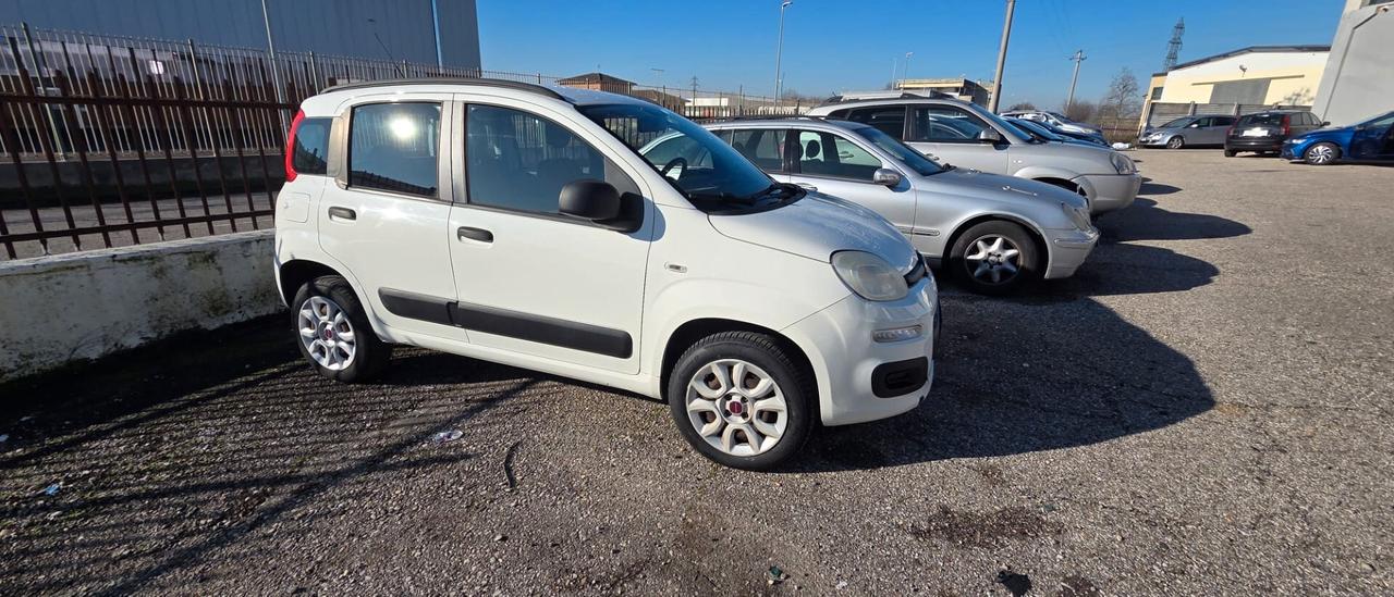Fiat Panda 0.9 TwinAir Turbo Natural Power Lounge