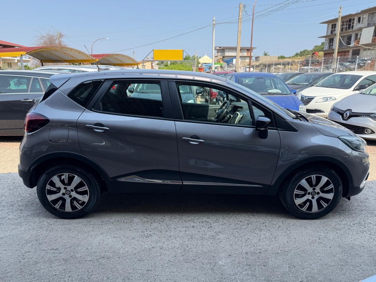 Renault Captur dCI 90 CV ADATTA NEO PAT. Km certif