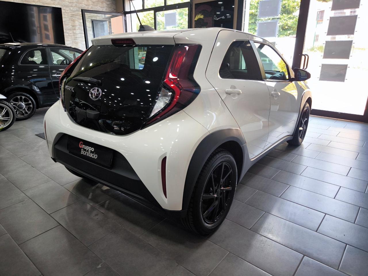 Toyota Aygo X 1.0 VVT-i 72 CV 5 porte Trend