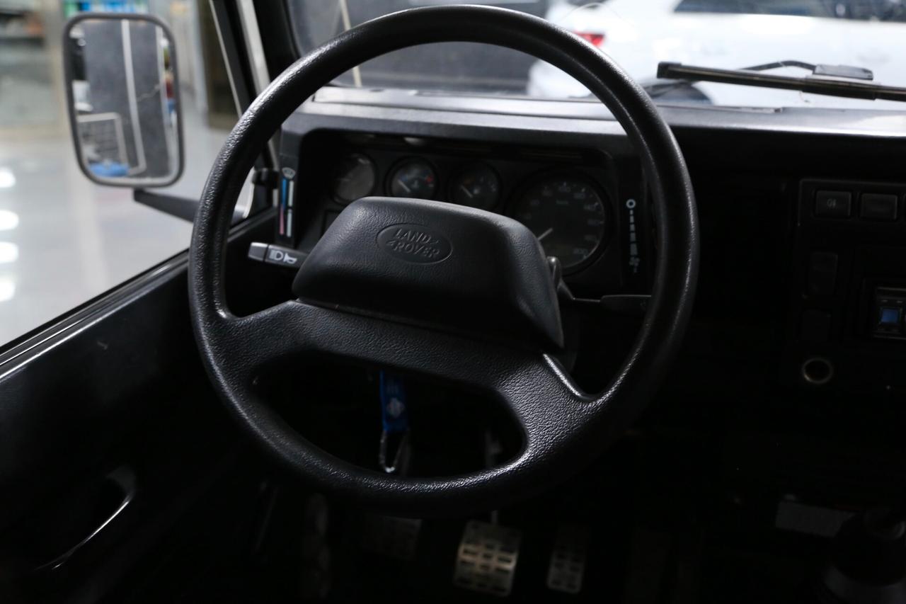 Land Rover Defender 90 2.5 Td5