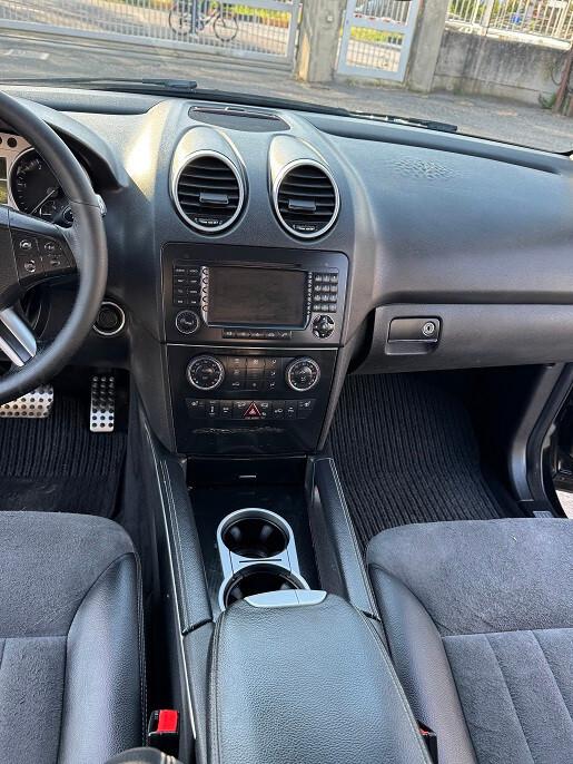 Mercedes-Benz ML 320 4 MATIC 7G-TRONIC