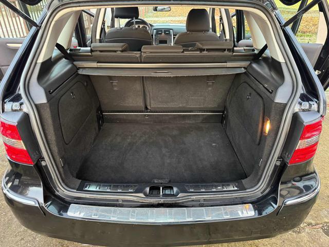 MERCEDES-BENZ B 180 CDI Executive