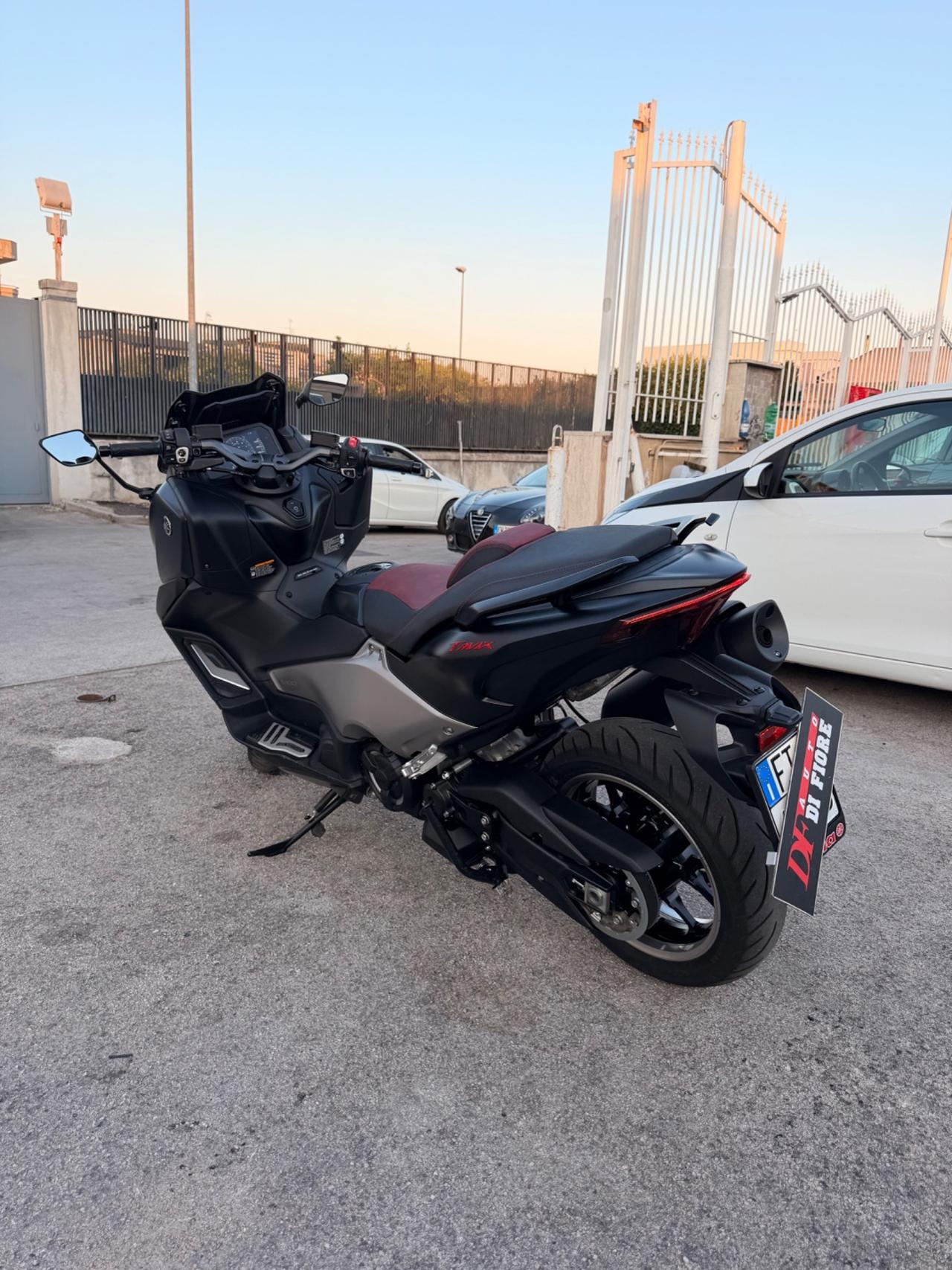 Yamaha T Max 560 25 Th Anniversary 0 SINISTRI