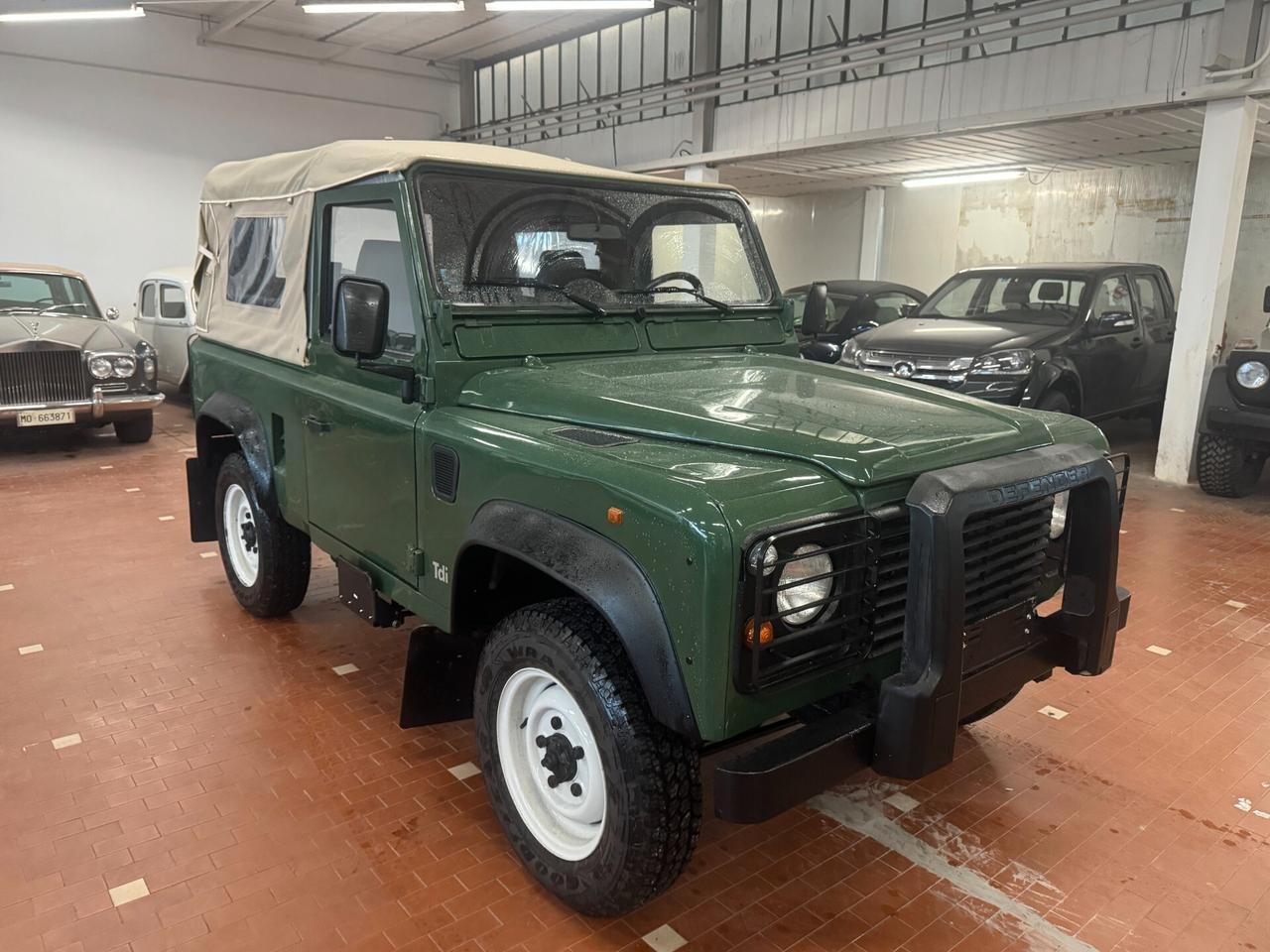 Land Rover Defender 90 2.5 Tdi SOFT TOP
