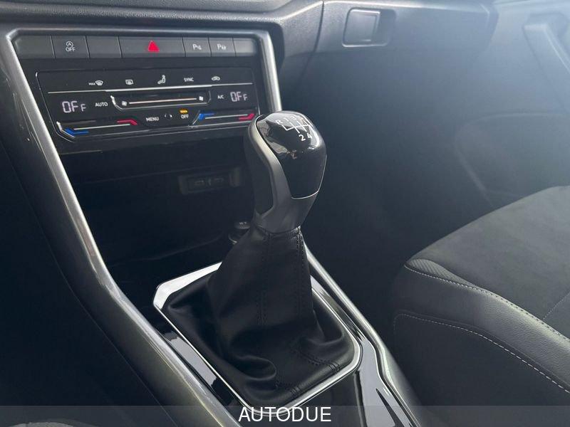 Volkswagen T-Roc I 2022 1.0 tsi Style 110cv