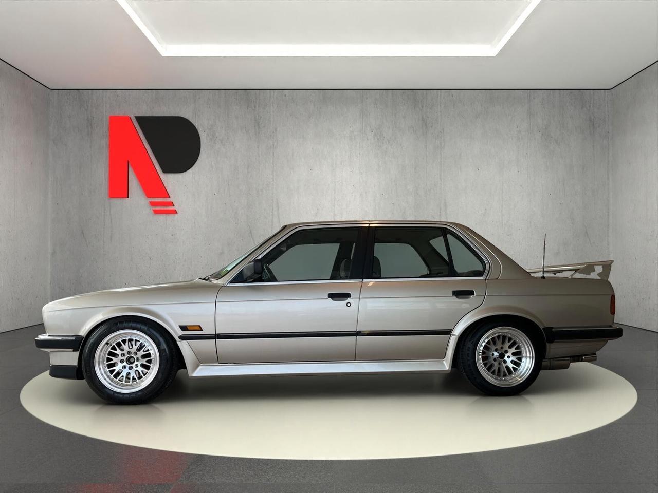 Bmw 318i 4 porte