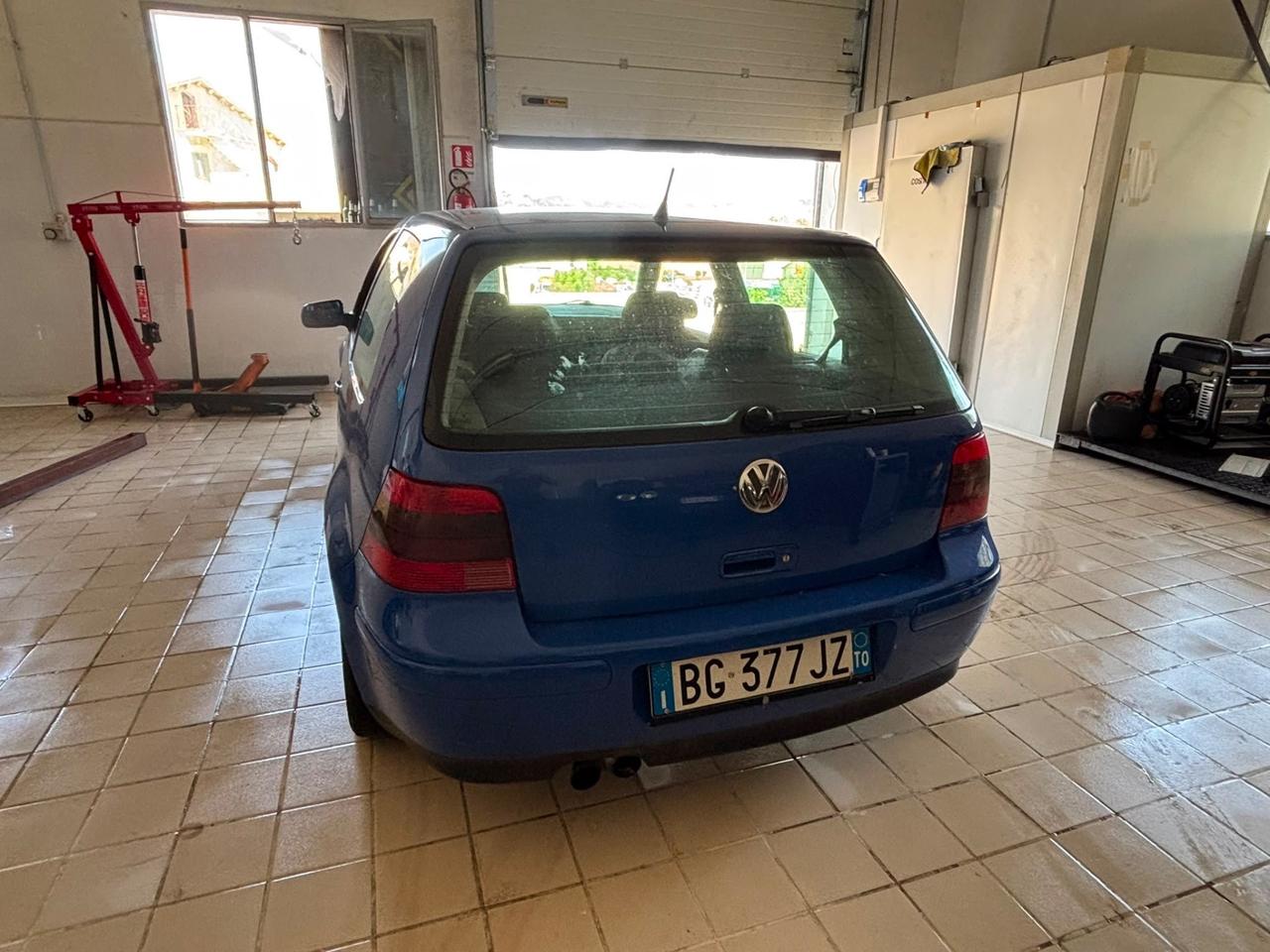 Volkswagen Golf GTI 1.8 turbo 20V cat 3p.