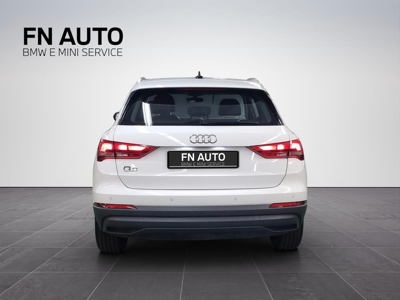 Audi Q3 35 TDI S tronic Business