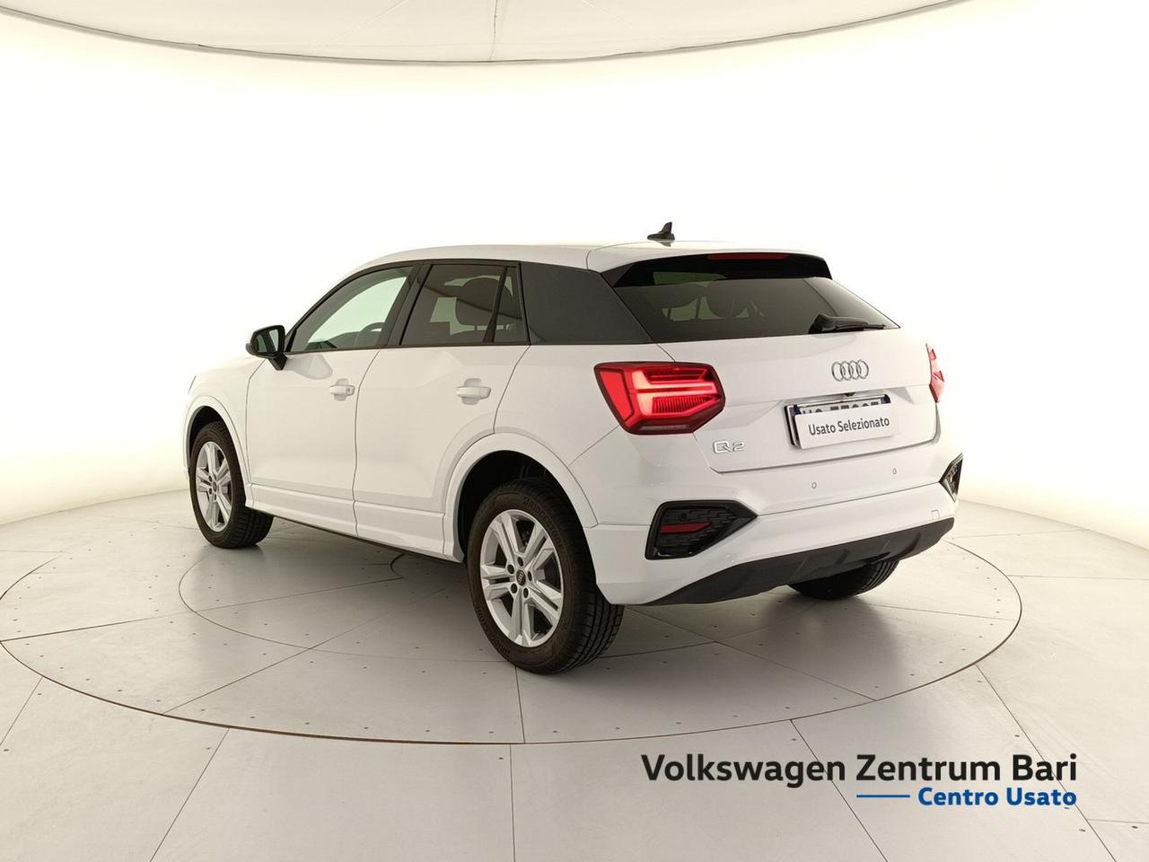 Audi Q2 30 2.0 tdi business advanced