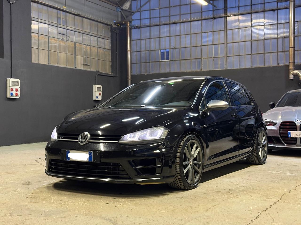 Volkswagen Golf R 2.0 5p.