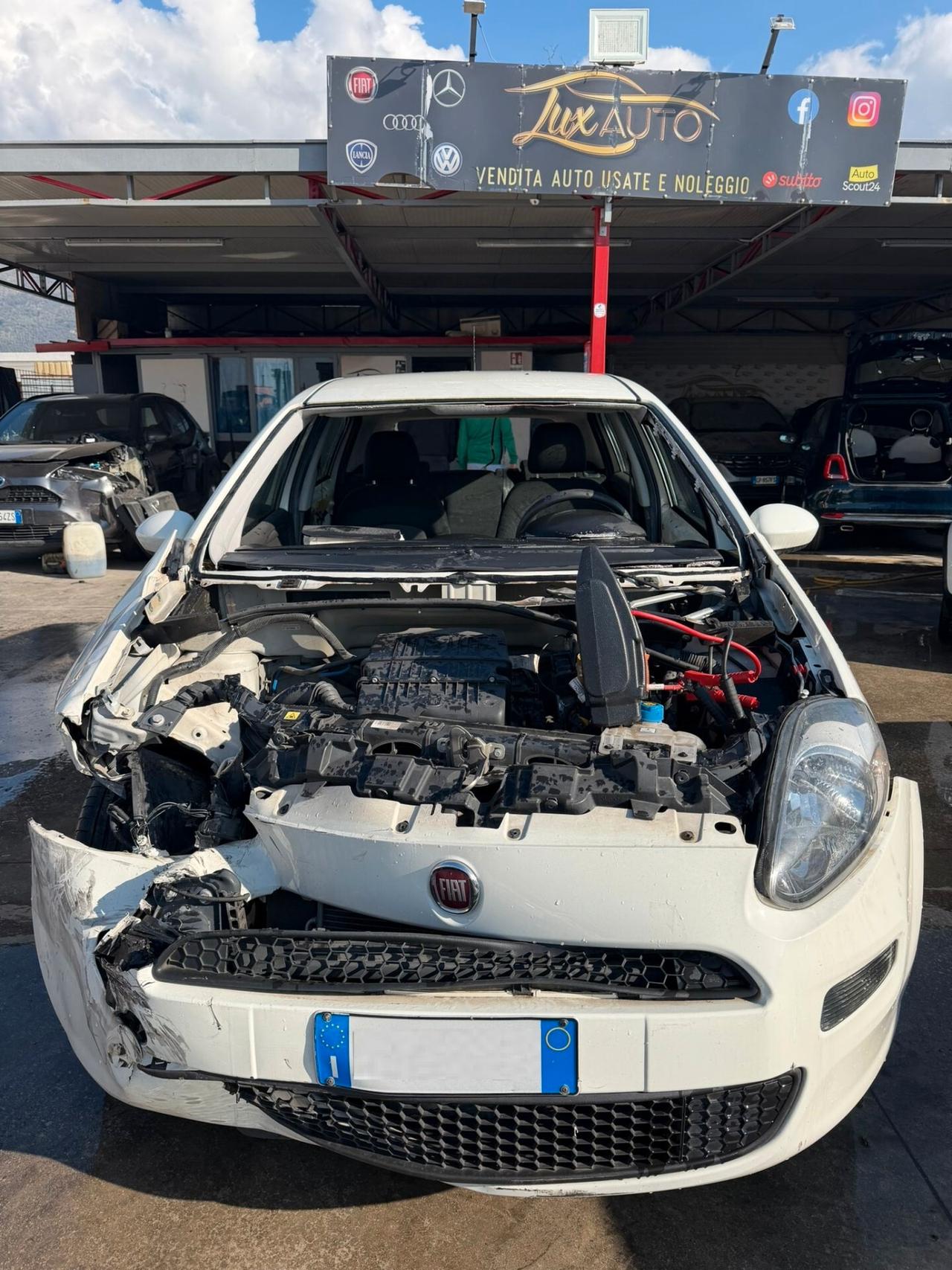 Fiat Punto 1.2 incidentato - 2015