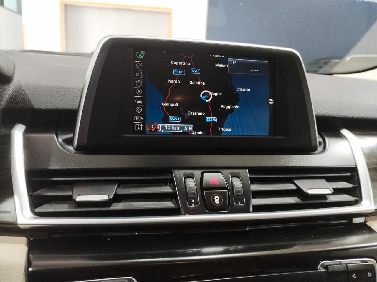 Bmw 2er Active Tourer 216d