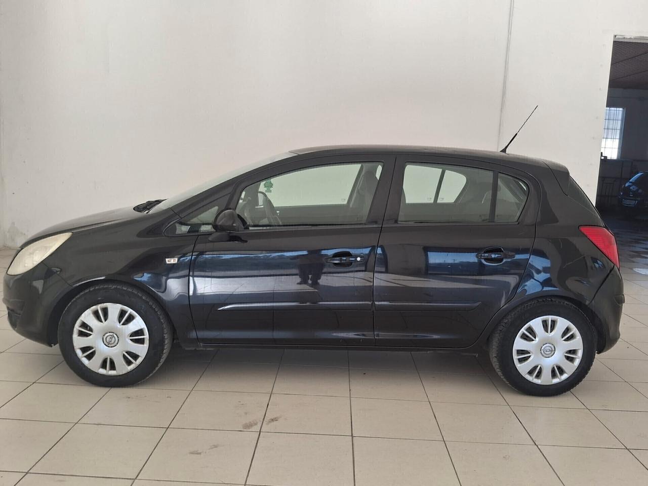 Opel Corsa 1.2 5 porte Cosmo