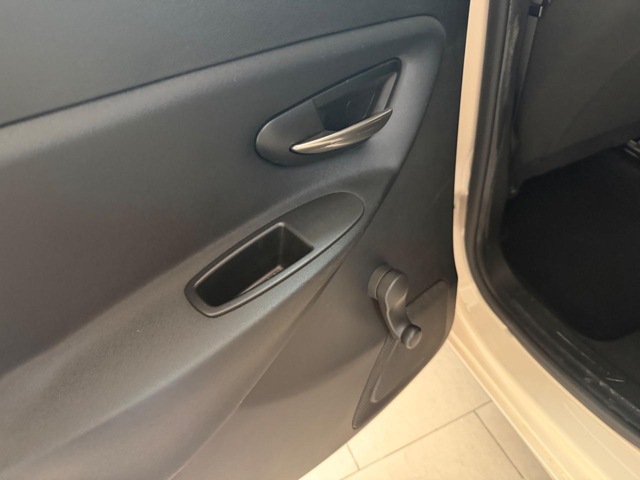 Lancia Ypsilon 1.2 Benzina Opening Edition