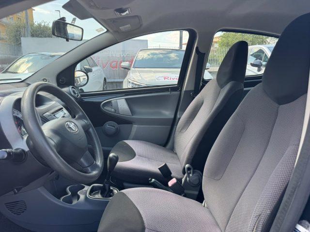 TOYOTA Aygo 1.0 12V VVT-i 5 porte Sol