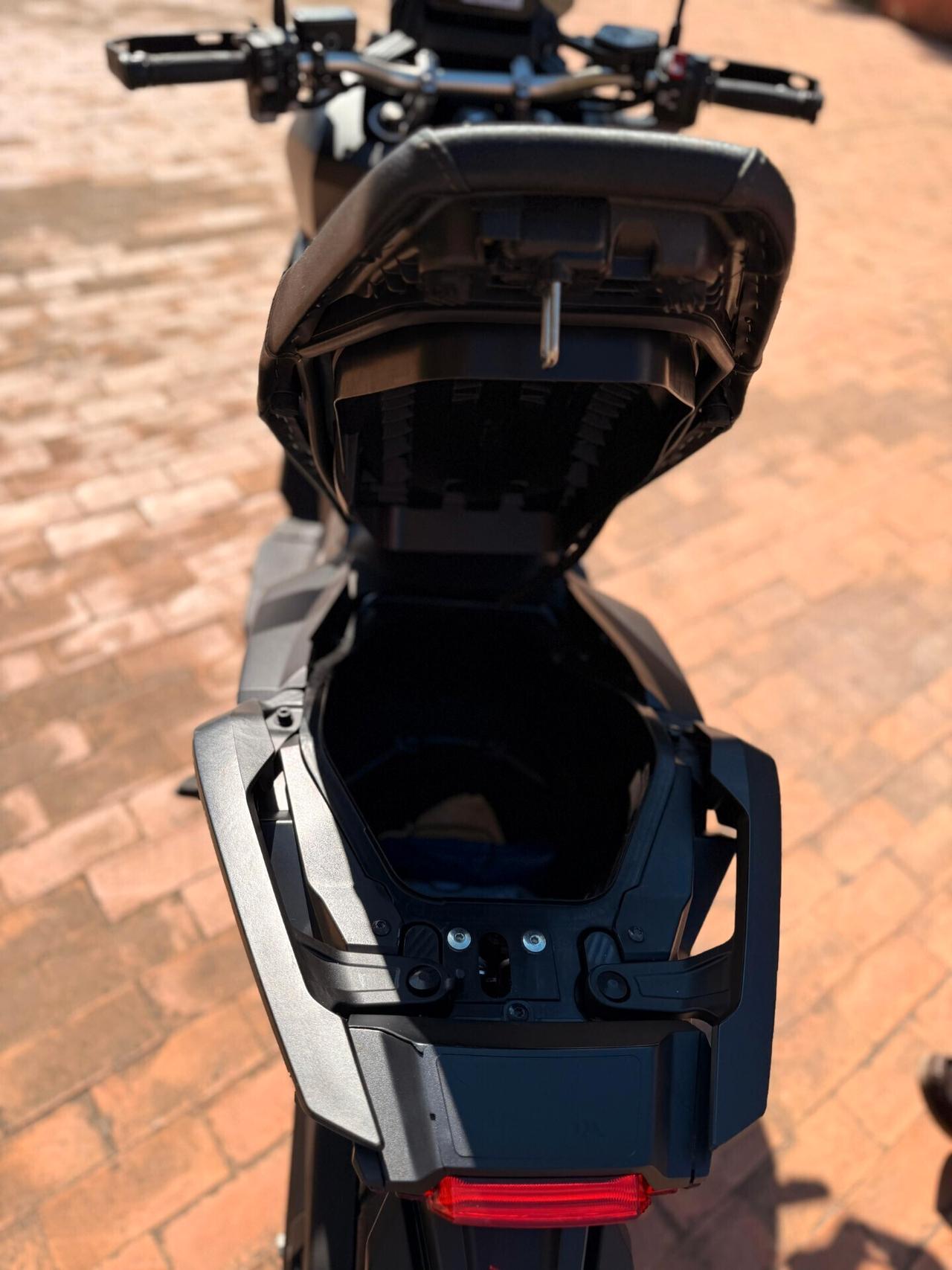 HONDA XADV 750