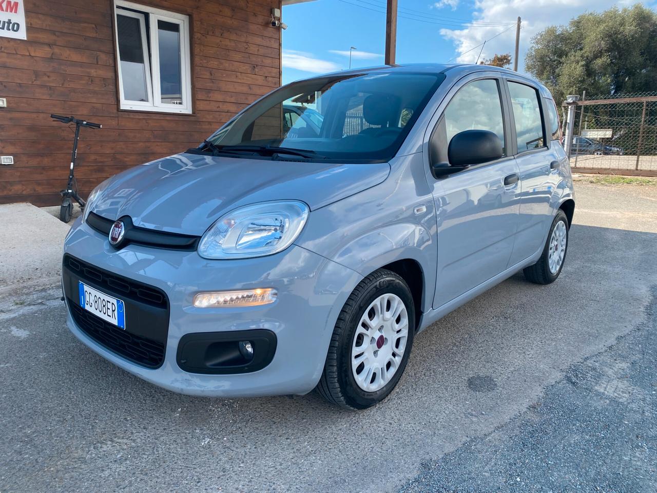 FIAT Panda 1.0 Hybrid NEOPAT. GARANTITA