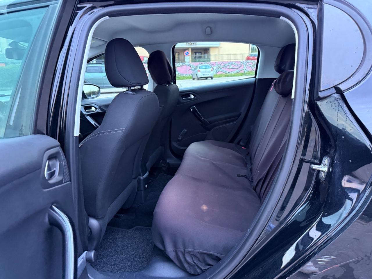 Peugeot 208 2014 GPL GARANZIA 12 MESI