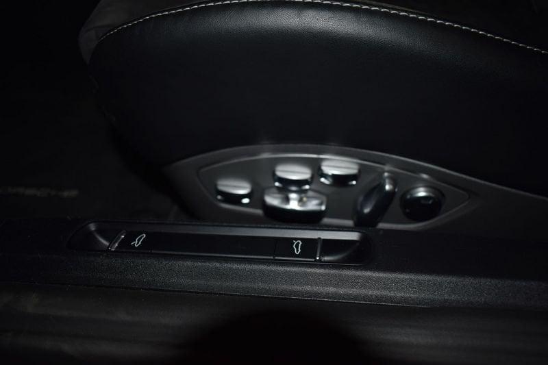 Porsche 911 911 3.0 Carrera 4 GTS TARGA Coupé IVA ESPOSTA