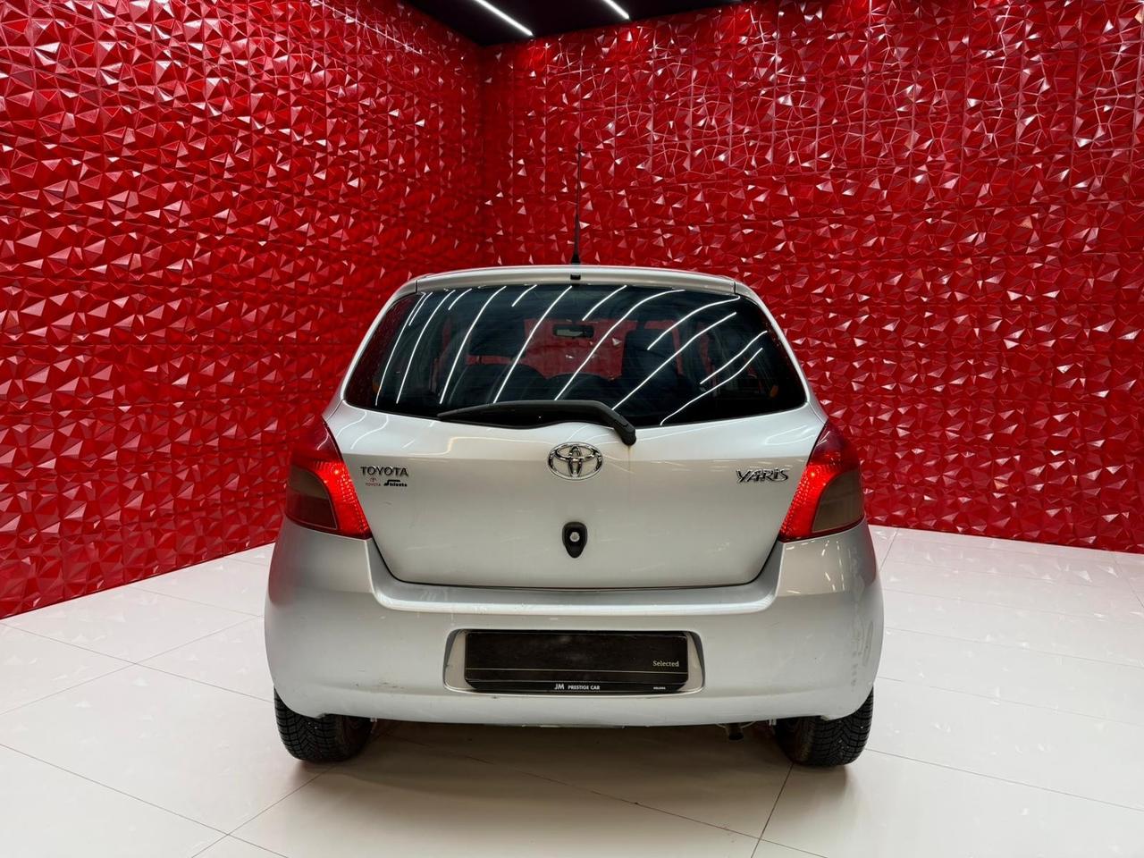 Toyota Yaris 1.0 5 porte Sol OK NEOPATENTATI