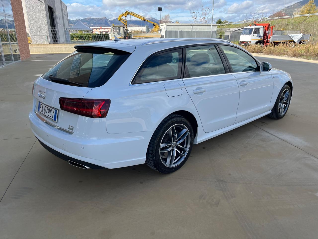 Audi A6 Avant 2.0 TDI ultra S tronic
