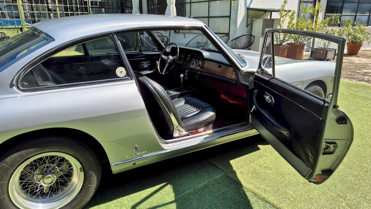 Ferrari 330 GT 2+2 I Serie – 1964