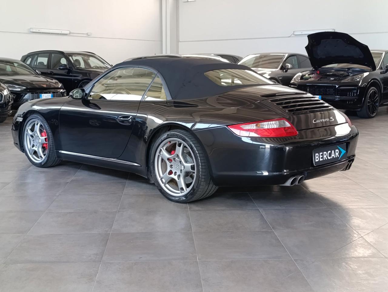 Porsche 911 Cabrio 3.8 Carrera S