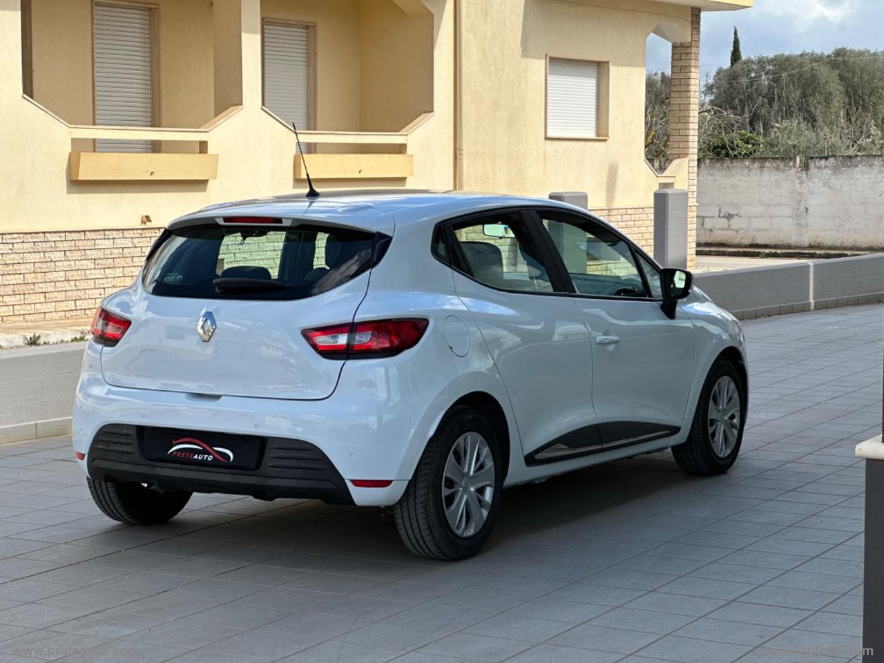 RENAULT Clio dCi 8V 75 CV 5 porte Life