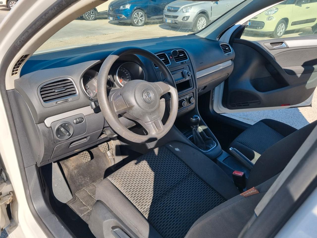 Volkswagen Golf 1.6 TDI DPF 5p. Highline