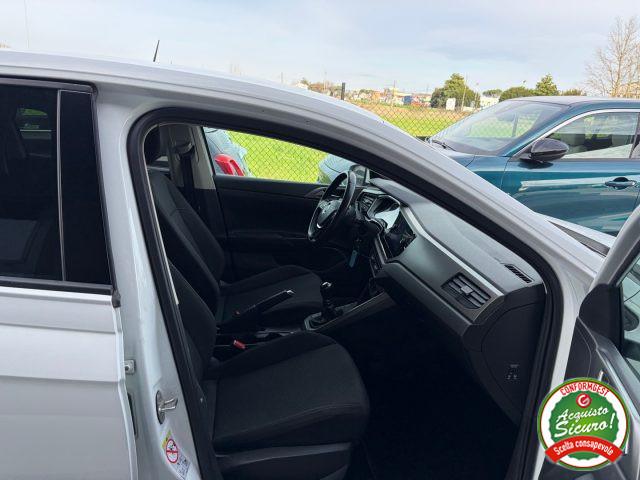 VOLKSWAGEN Polo 1.0 Sport R-line 5p. ANCHE NEOPATENTATI